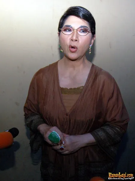 Foto Titiek Puspa