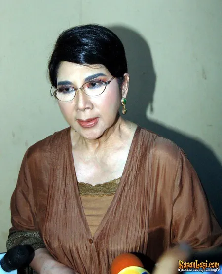 Foto Titiek Puspa