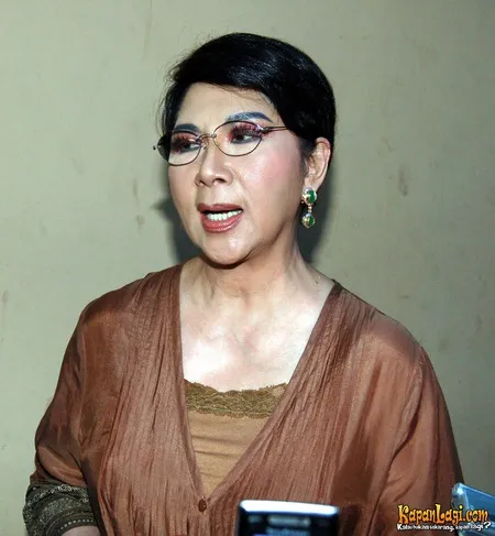 Foto Titiek Puspa