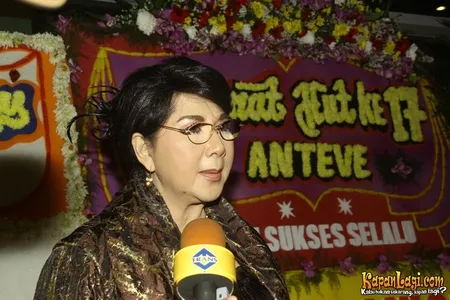 Foto Titiek Puspa