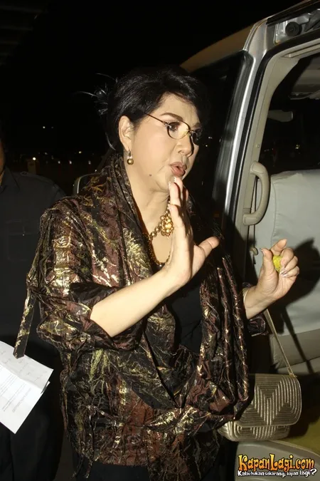 Foto Titiek Puspa