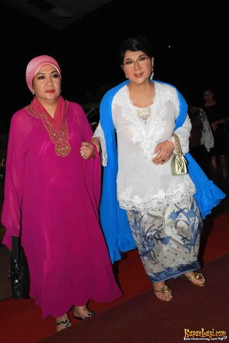 Foto Titiek Puspa