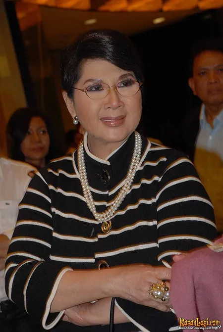 Foto Titiek Puspa