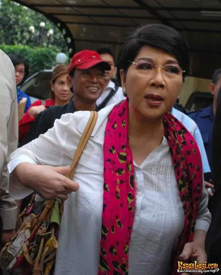 Foto Titiek Puspa