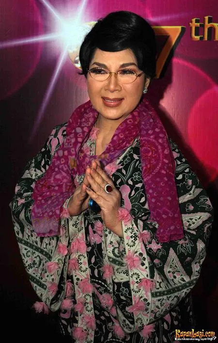 Foto Titiek Puspa
