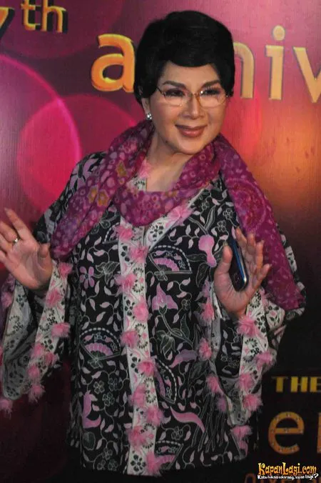 Foto Titiek Puspa