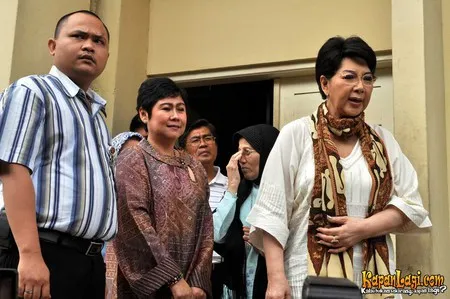 Foto Titiek Puspa