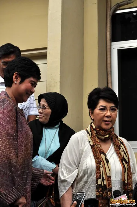 Foto Titiek Puspa