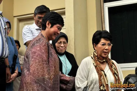 Foto Titiek Puspa