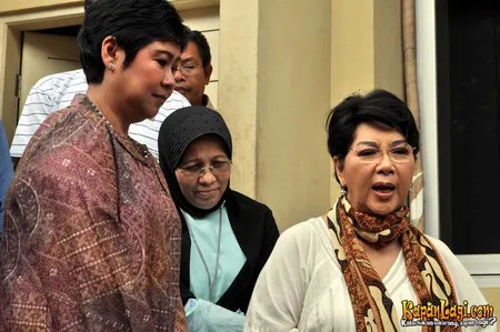Foto Titiek Puspa
