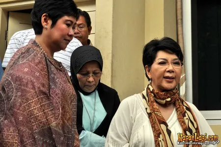 Foto Titiek Puspa