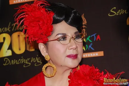 Foto Titiek Puspa