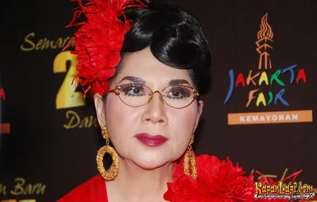 Foto Titiek Puspa