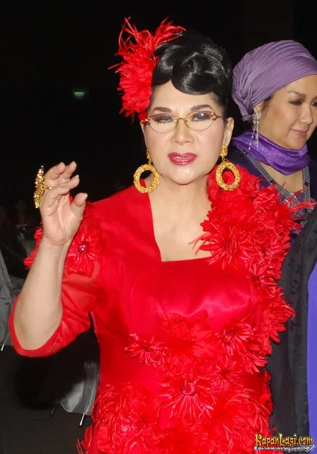 Foto Titiek Puspa