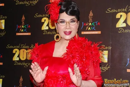Foto Titiek Puspa