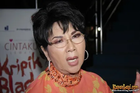 Foto Titiek Puspa