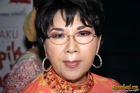 Foto Titiek Puspa