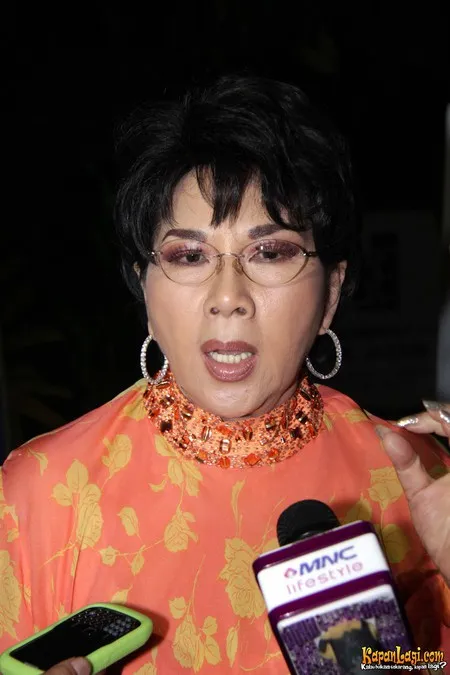 Foto Titiek Puspa