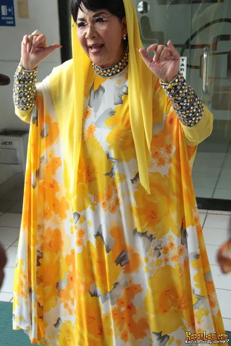 Foto Titiek Puspa