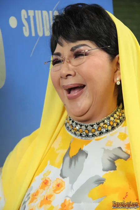 Foto Titiek Puspa