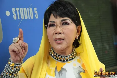 Foto Titiek Puspa