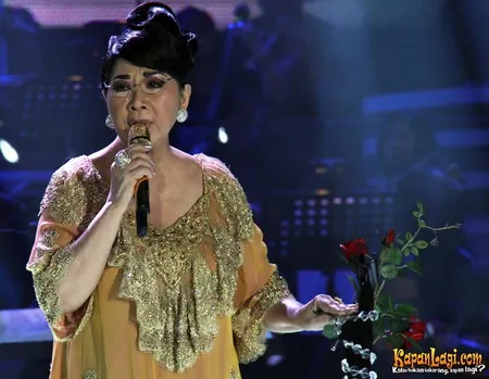 Foto Titiek Puspa