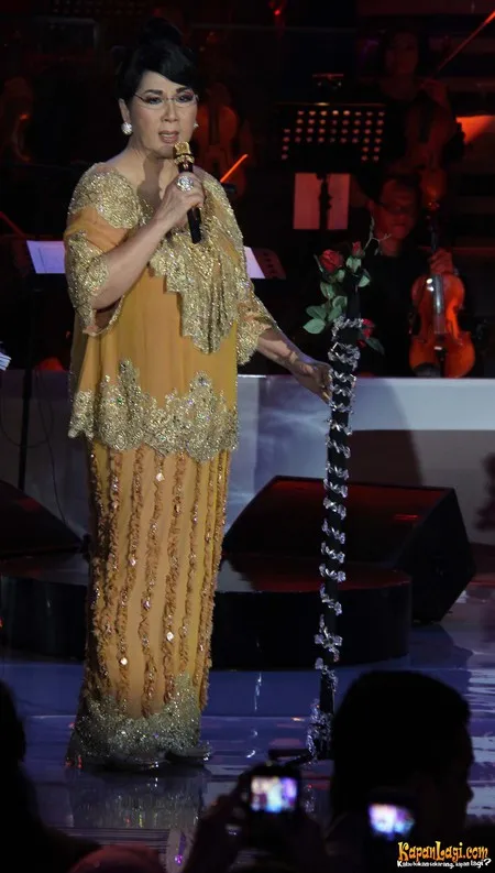 Foto Titiek Puspa