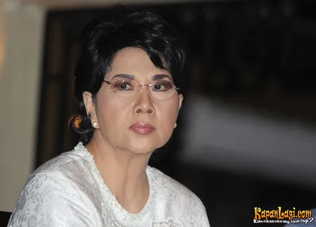 Foto Titiek Puspa