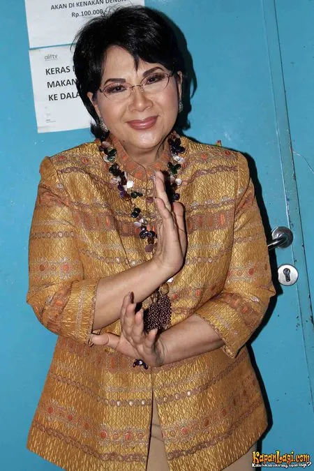 Foto Titiek Puspa