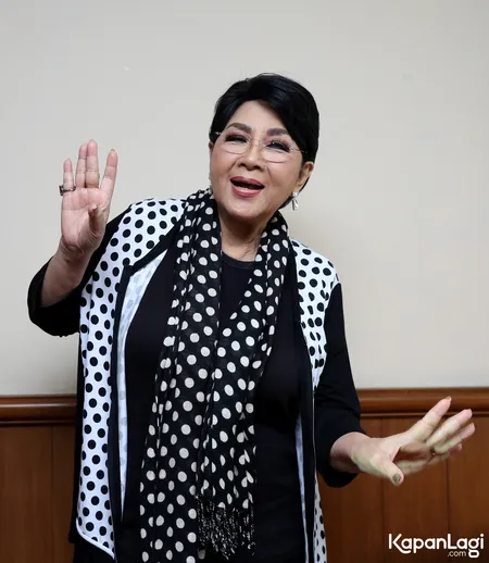 Foto Titiek Puspa