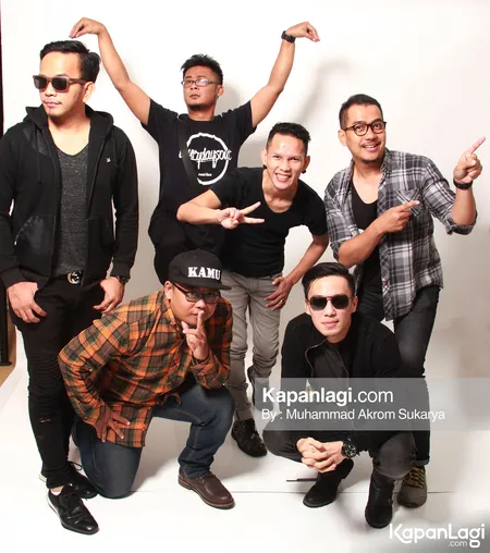 Foto Tom Tom The Titans