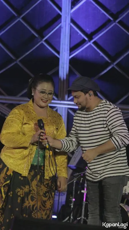 Foto Tompi