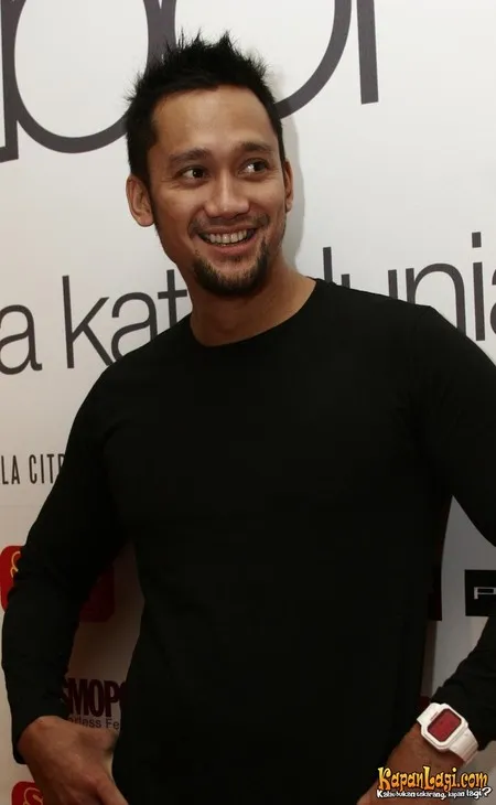 Foto Tora Sudiro