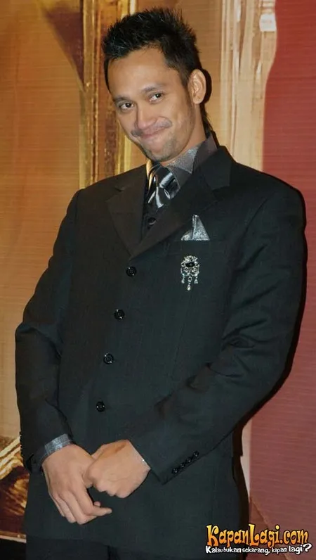 Foto Tora Sudiro