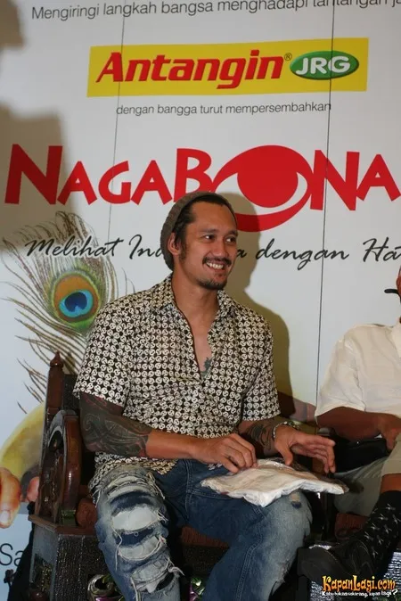 Foto Tora Sudiro
