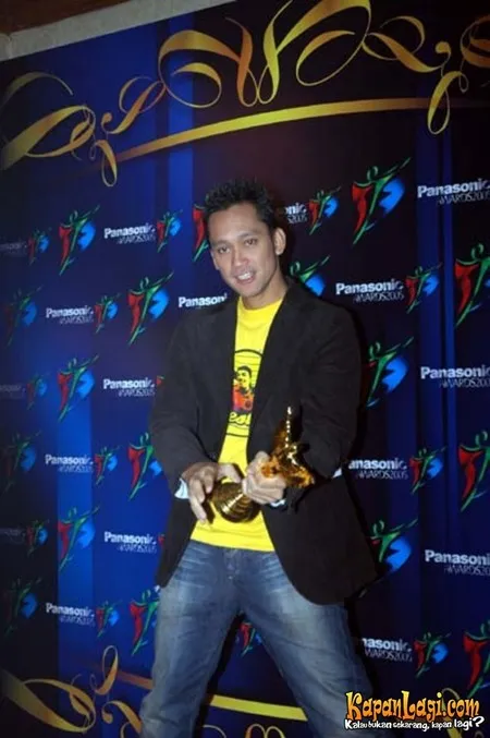 Foto Tora Sudiro