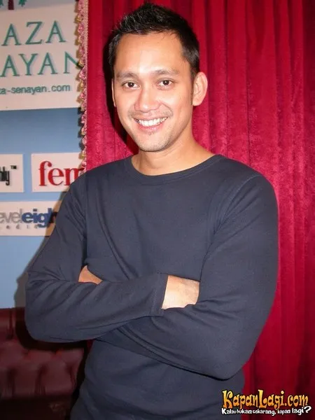 Foto Tora Sudiro