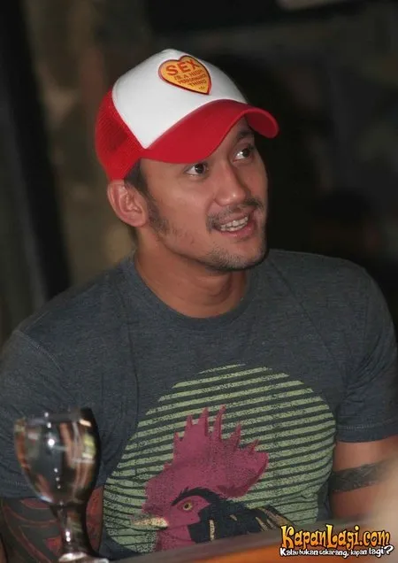 Foto Tora Sudiro