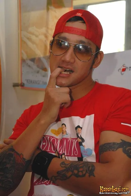 Foto Tora Sudiro