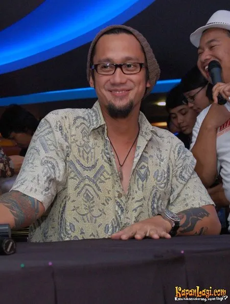 Foto Tora Sudiro