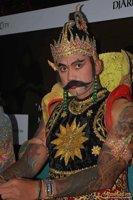 Foto Tora Sudiro