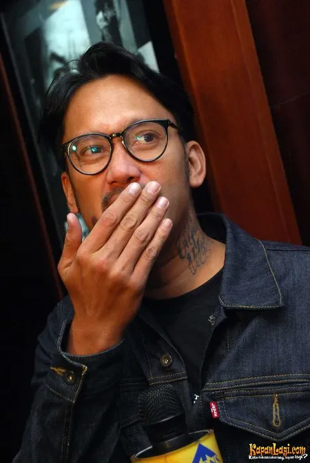 Foto Tora Sudiro