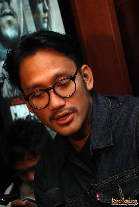 Foto Tora Sudiro