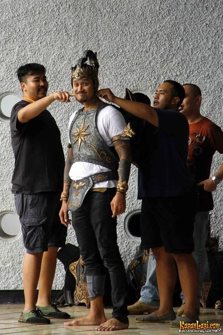 Foto Tora Sudiro