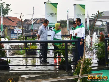 Foto Tri Rismaharini