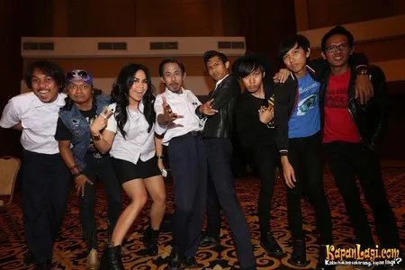 Foto Tria Changcuters