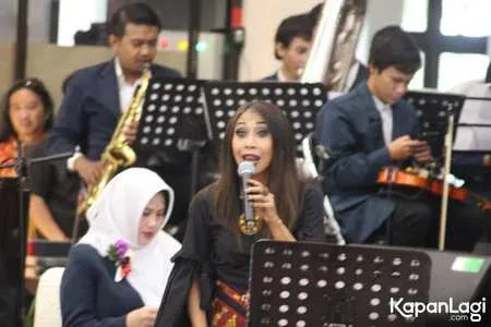 Foto Trie Utami