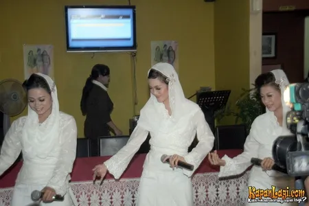 Foto Trio Bidadari