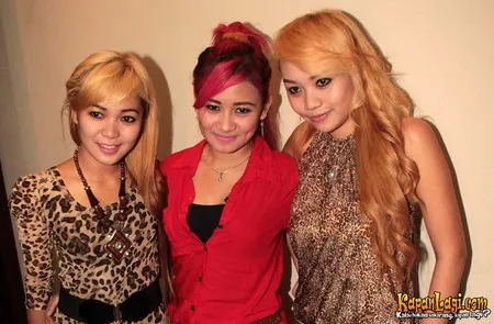 Foto Trio Macan