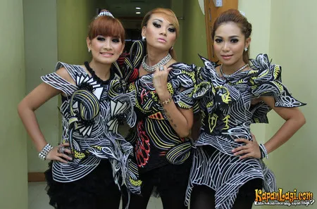 Foto Trio Macan